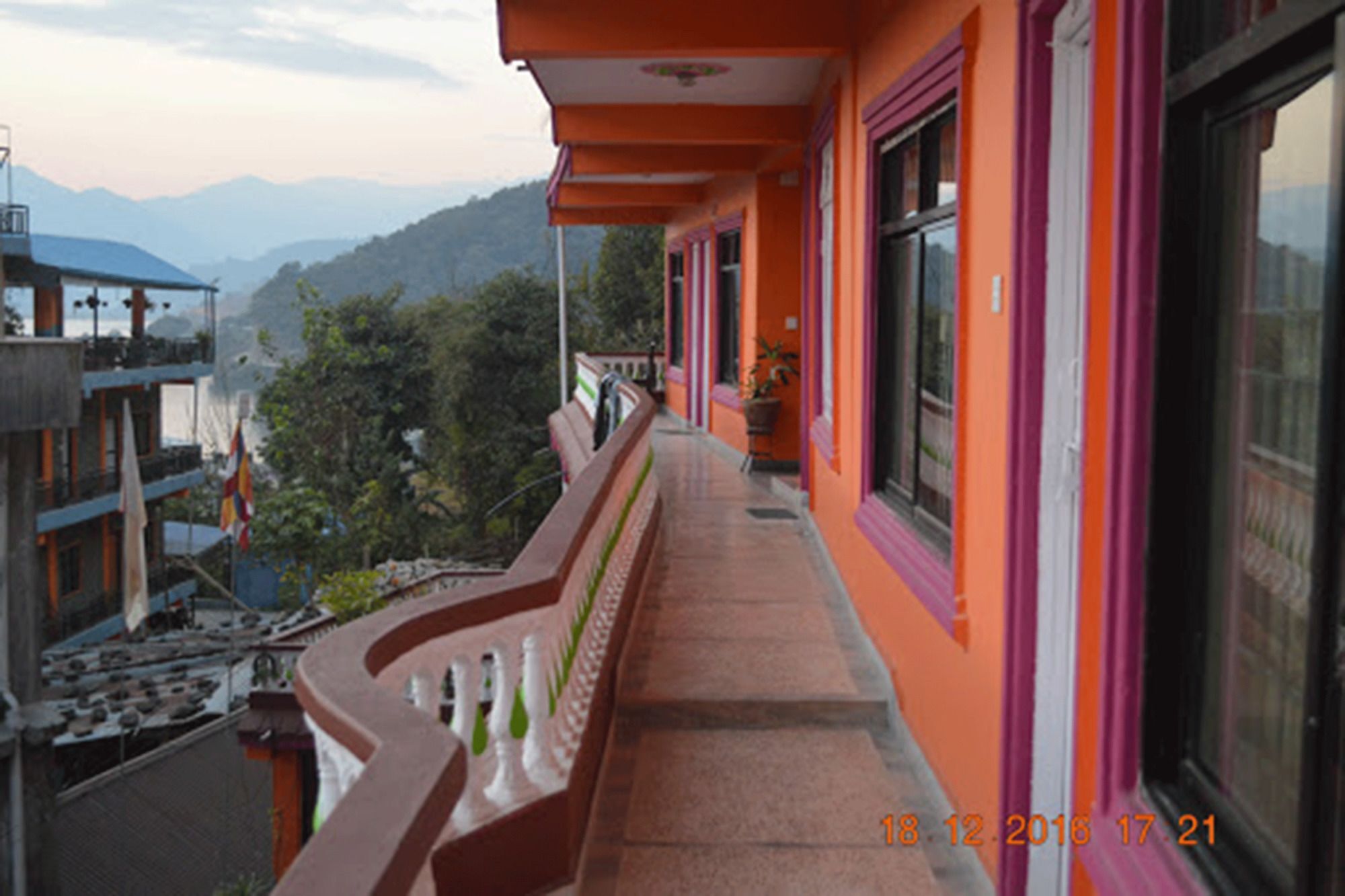 Hotel Santana Pokhara Exterior foto